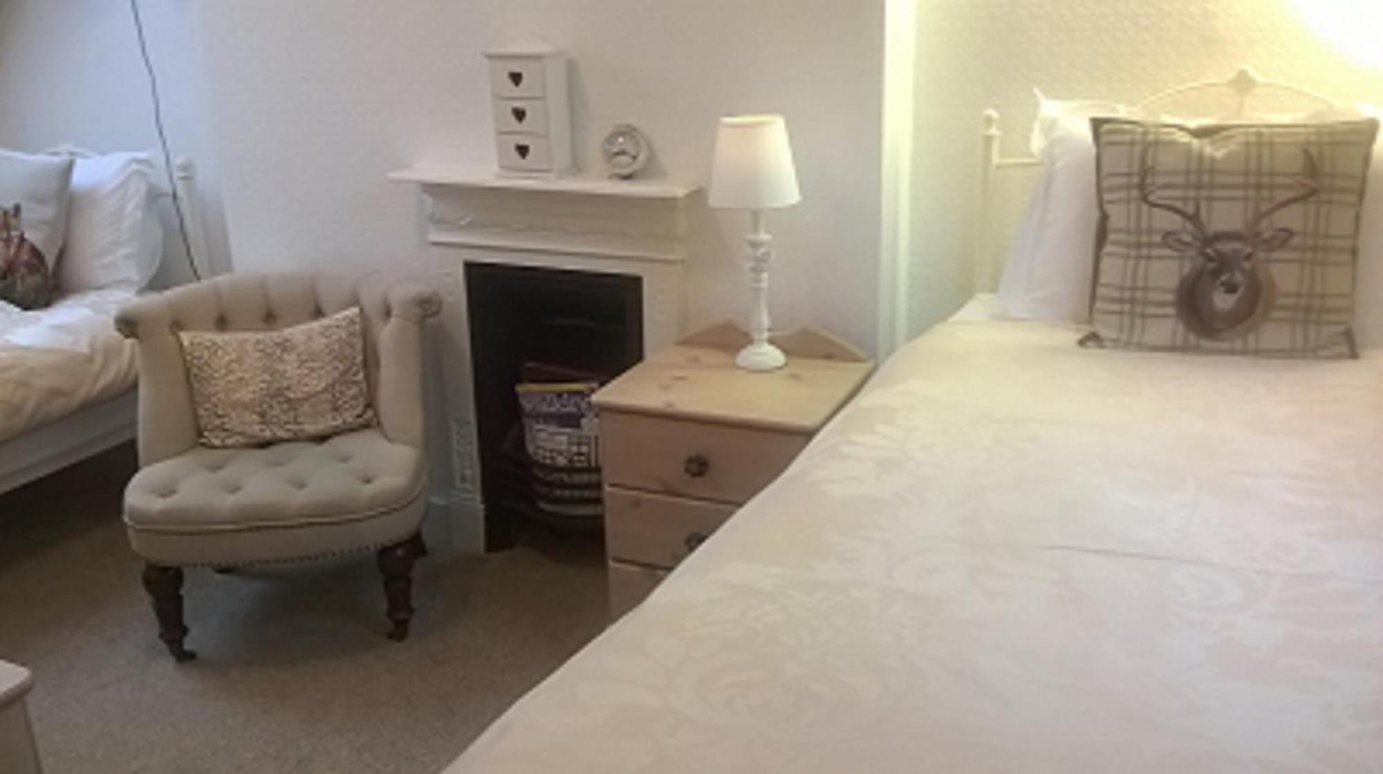 Anton Guest House Bed and Breakfast Shrewsbury Exterior foto
