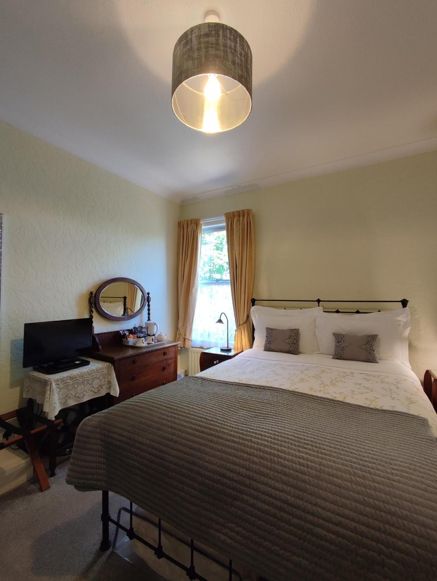 Anton Guest House Bed and Breakfast Shrewsbury Exterior foto